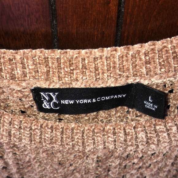 Soft Brown Sweater 🐻 - Picture 4 of 4